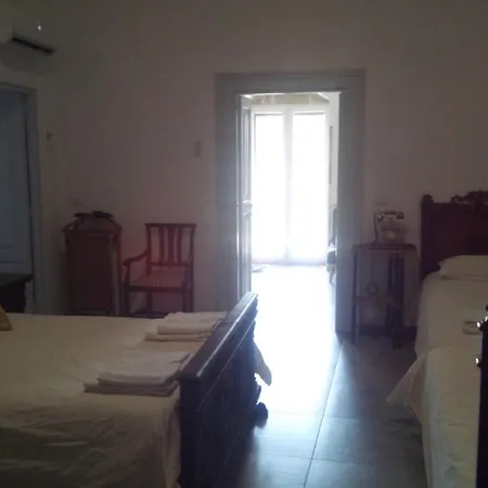 Ida In Πανσιόν 3*